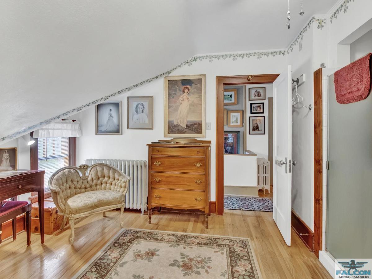 Robins Nest Bed & Breakfast Cody Εξωτερικό φωτογραφία