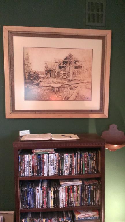 Robins Nest Bed & Breakfast Cody Εξωτερικό φωτογραφία